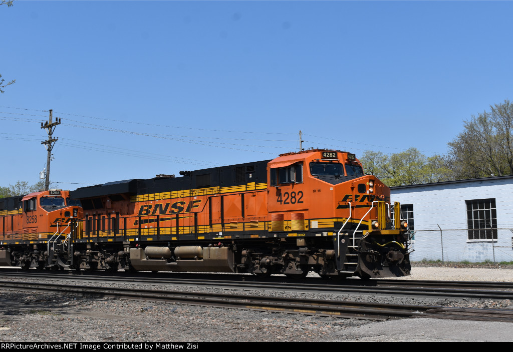 BNSF 4282